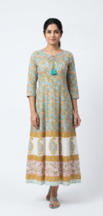 10432 Gown