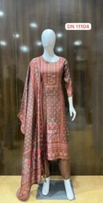 11104 Kurti Pant Dupatta - Image 2